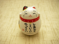 おきあがり招き猫（みけ）