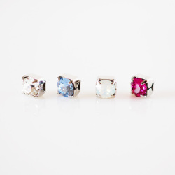 【おすすめの定番/送料無料】スワロフスキー4mm