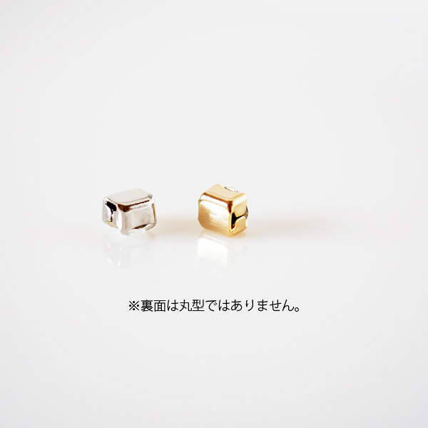 スワロフスキー3mmブラックダイヤの貼るピアス