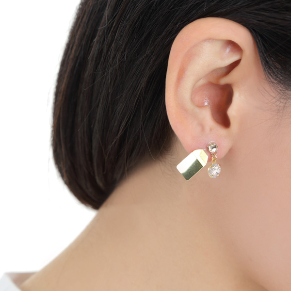 貼るピアス 替えシール 4mm シール シールのみ イヤリング 痛くない