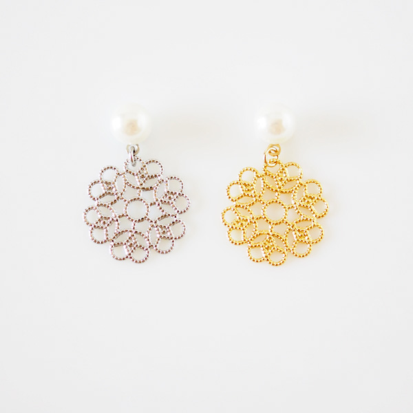 Gas bijoux 天然石ピアス