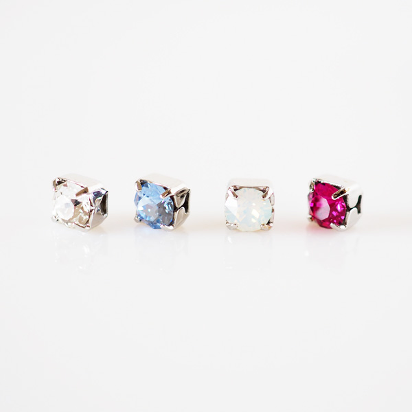 【おすすめの定番/送料無料】スワロフスキー4mm