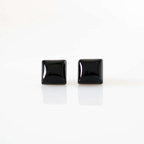 2way 着け方で印象が変わる オニキス天然石6mmスクエア