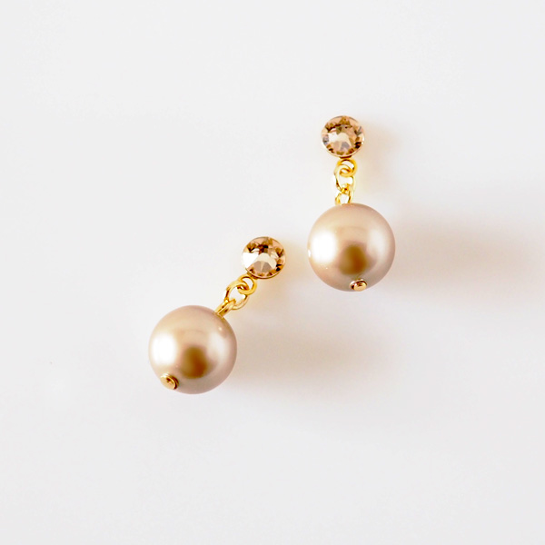 プラチナ/クリスタルパール/スワロフスキー8mm