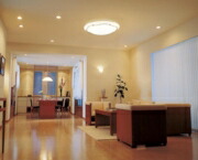 008800_j12k.jpg