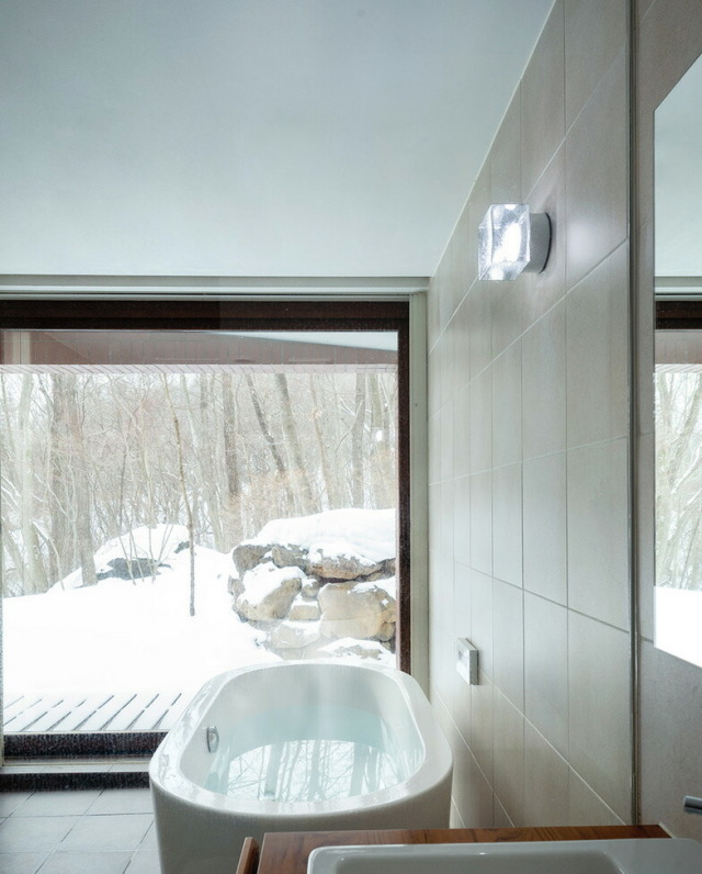 og264048nr_3.jpg