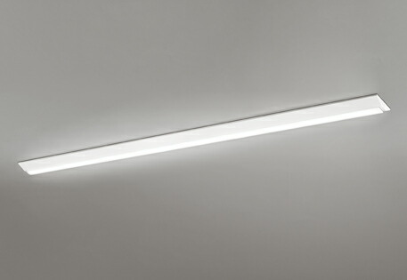 xl501006p1b.jpg
