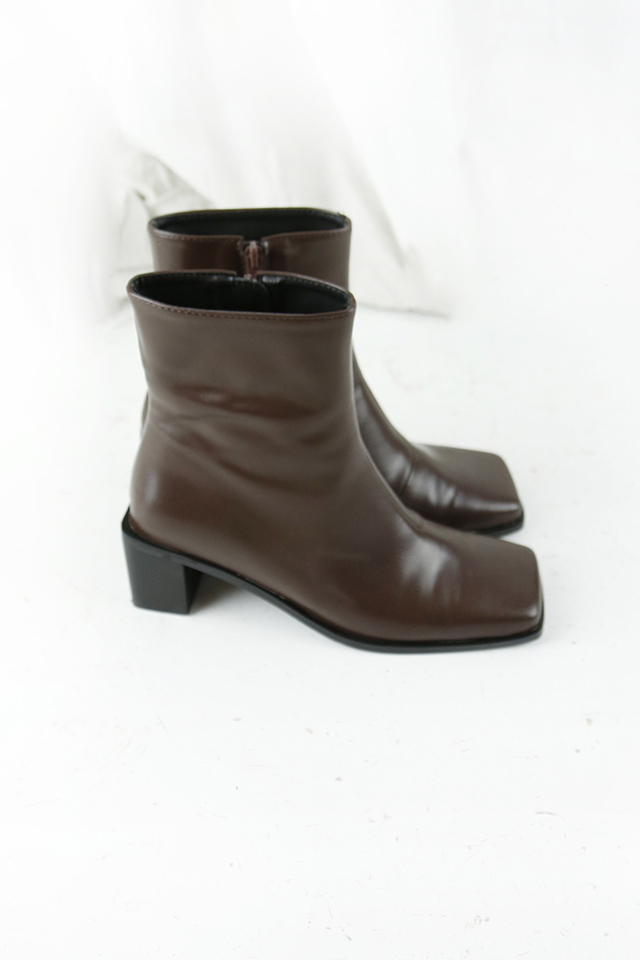 Days (デイズ)　ショートブーツ　110-5396M8