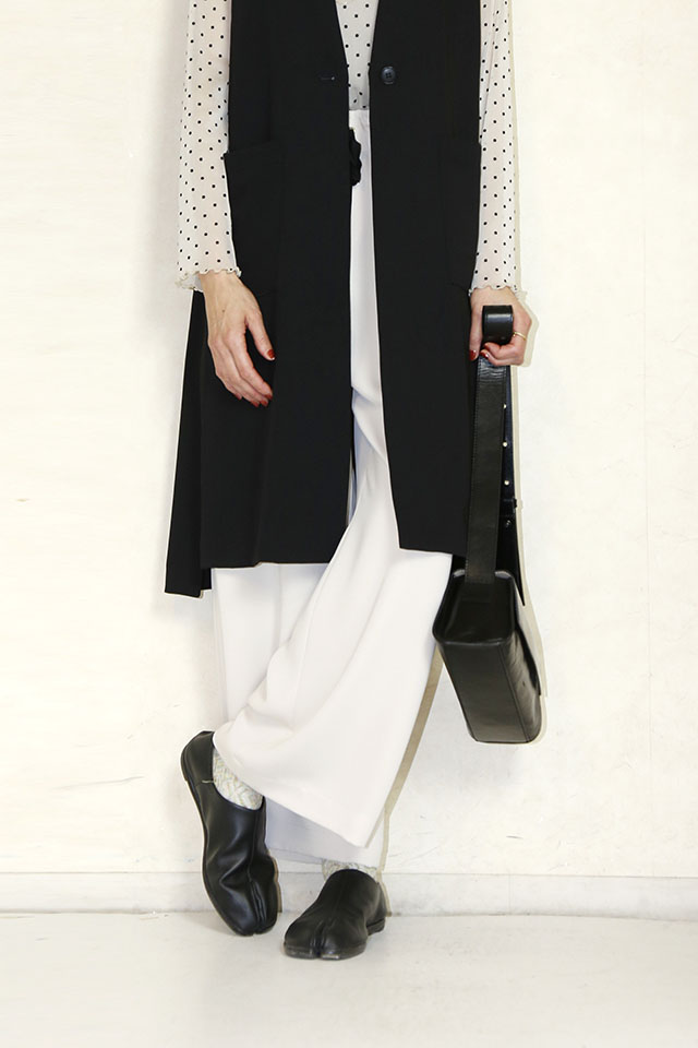 　trois （トロア）　  ダブルクロス ワイドイージーパンツ T261-87014-A