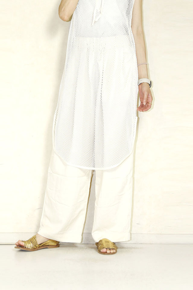 KHA:KI（カーキ） 2TUCK EASY PANTS　MIL26SPT3260ecru