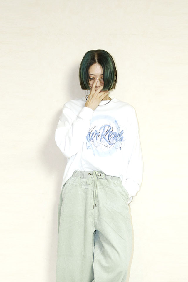 OKIRAKU　（オキラク） long sleeve graphic t-shirt 　BF40406-white