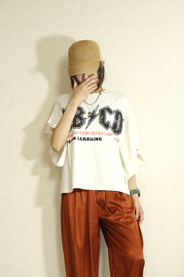 JOUIR　(ジュイール) 　パネルスリーブロゴtee　2404638-20