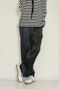 CHIGNON（シニヨン）ワッシャーサテンラインパンツ  3646-464KK