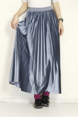 Praia　(プライア) 　 ベロアプリーツスカート　LEVK-24432