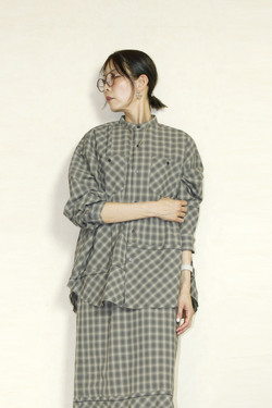 送料無料　KHA:KI（カーキ）CHECK SWITCH SHIRT   MIL26SBL3163