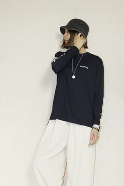 送料無料　USU GALLERY ロングプリントロングTシャツ　26A-MT-45