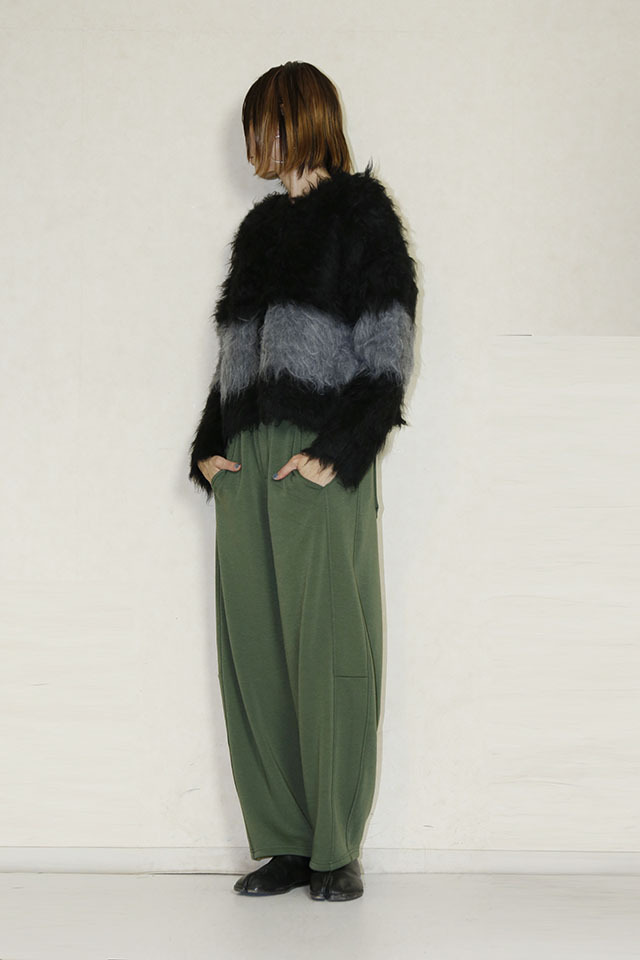 trois （トロア）ボンバーヒート裏毛バレルワイドパン T256-87061-B