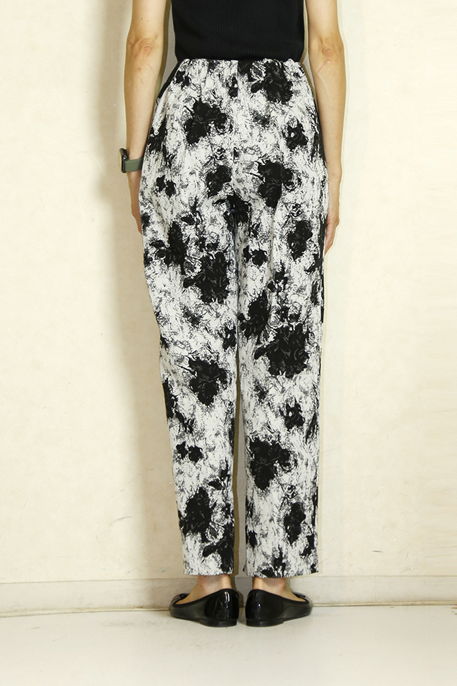 みんみん様【新品タグ付き】CHIGNON paint print pants みんみん様【新品タグ付き】CHIGNON paint print pants