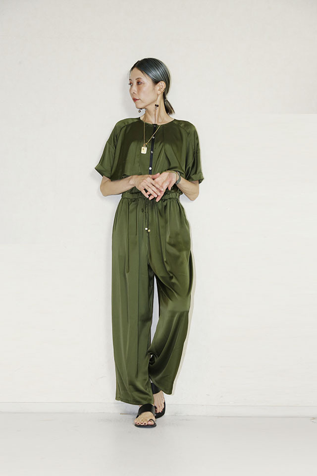 trois （トロア無地サテンオールインワン T251-87052-B通販 送料無料