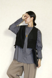 huitieme nid 　フレアスリーブブラウス　603699