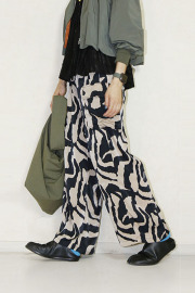 くるるやっくレーベルアンダーコンストラクション　ショートブルゾン くるるやっくレーベルアンダーコンストラクション ショート