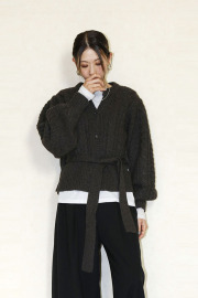 ANGERINA　(アンジェリーナ) 　ケーブル編みカーディガン  25233-3728R-86