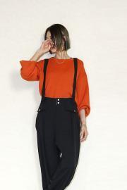 SUGAR ROSE 　ヘムカーブスリーブボタンニット　256950