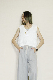 trois （トロア）ループフリンジ ショートベスト　T261-88009