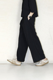 QTUME（クチューム） 　ワイドパンツ　610-26037