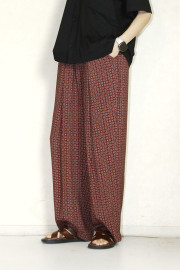 Garance et Violette (ギャランス エト ヴィオレット) 　小紋イージーパンツ  26165-9051WC46