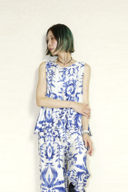 CHIGNON（シニヨン）フレアブラウス　1262-319KK