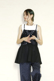 CHIGNON（シニヨン）　モチーフニットキャミ　9562-391DP