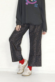 CLOTHING PUZZLE】 Blaze,trois,Okiraku,johnbullなど、シンプル