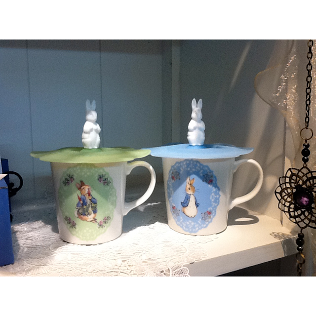 ピーターラビット　カバー付きマグカップ