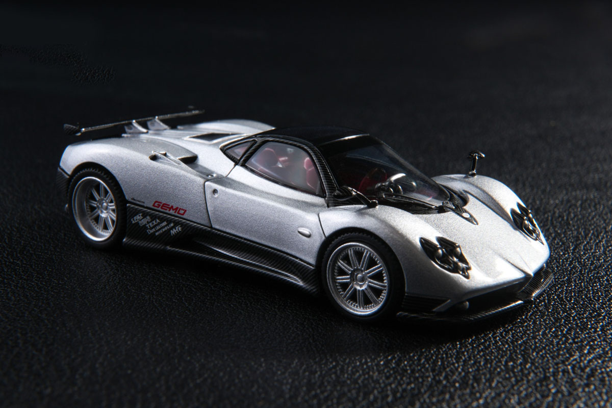 Almost Real 1/64 Pagani Zonda F 2005 Grigio Mercurio