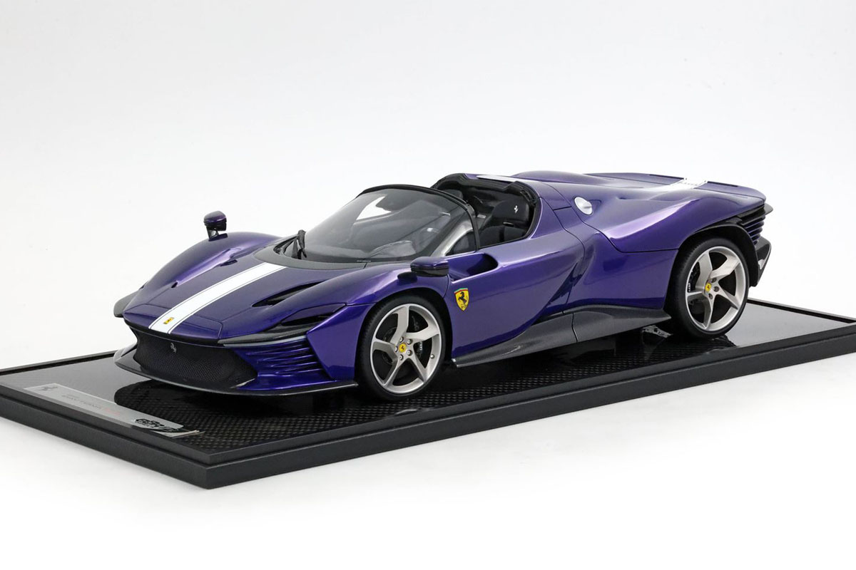 BBR1217N 1/12 Ferrari Daytona SP3 Serie Icona (Open roof) Viola Dino