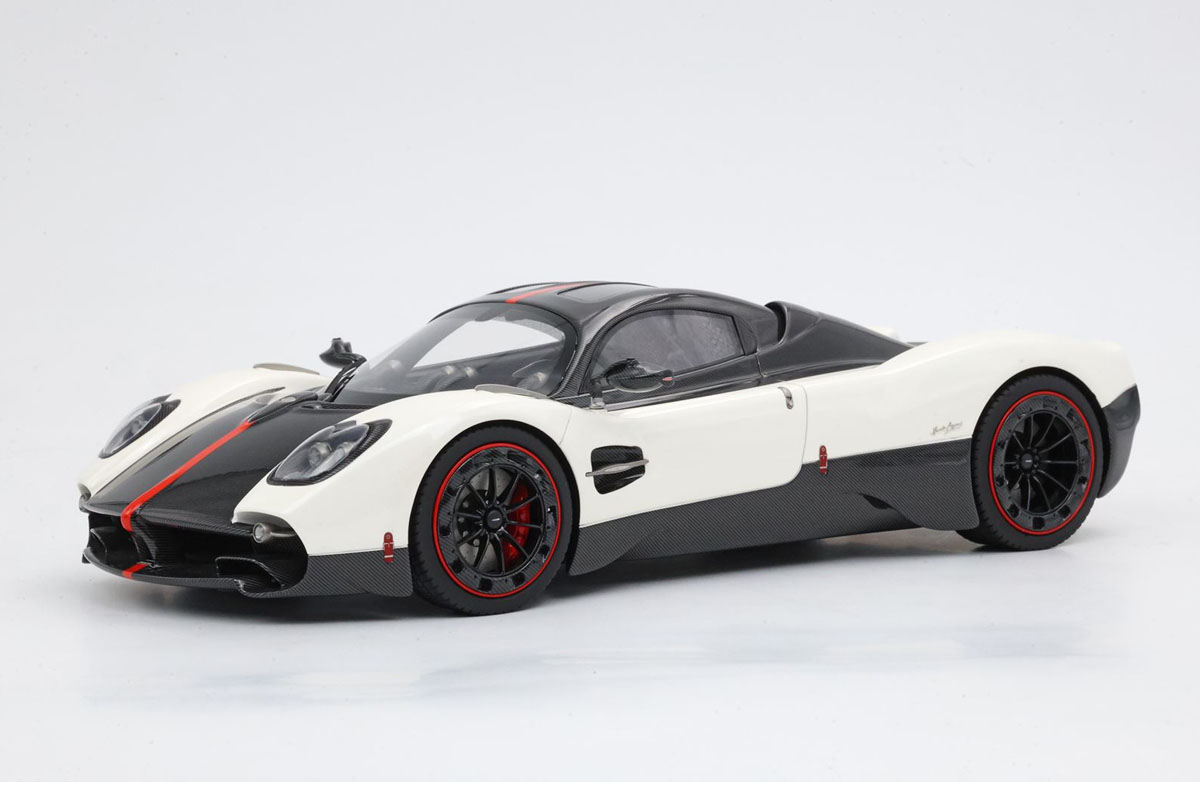 ** 予約商品 ** BBR1231H 1/12 Pagani Utopia Bianco Benny -Carbon Fiber-Red Accents