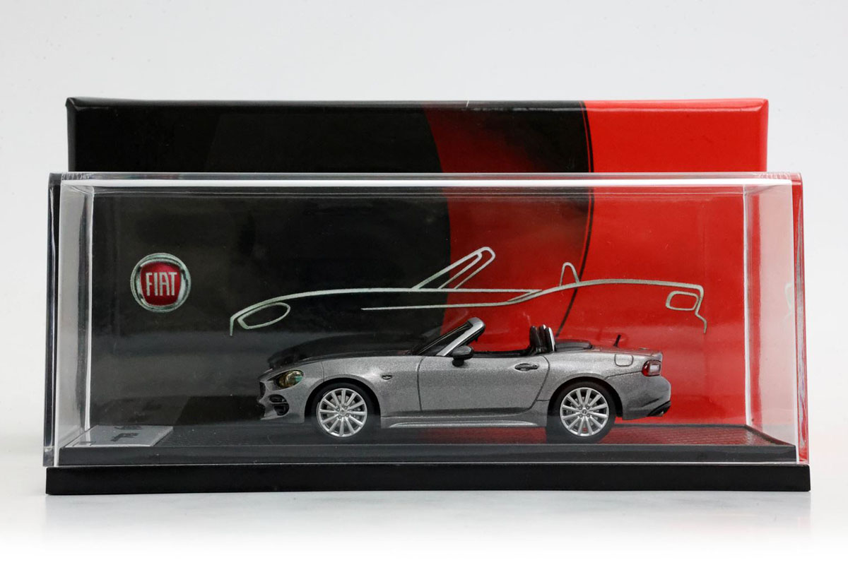 BBRC181C-26 1/43 Fiat 124 Spider Grigio Argento Limited 6pcs