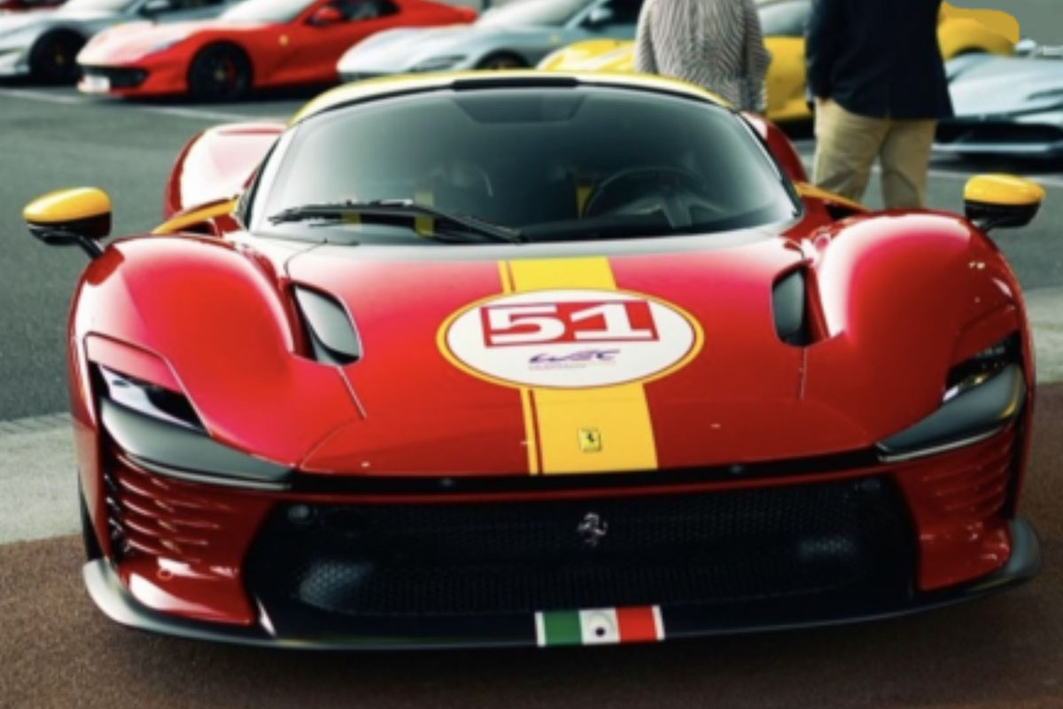 ** 予約商品 ** BBRC267LM51 Ferrari Daytona SP3 Open Roof 499P livery