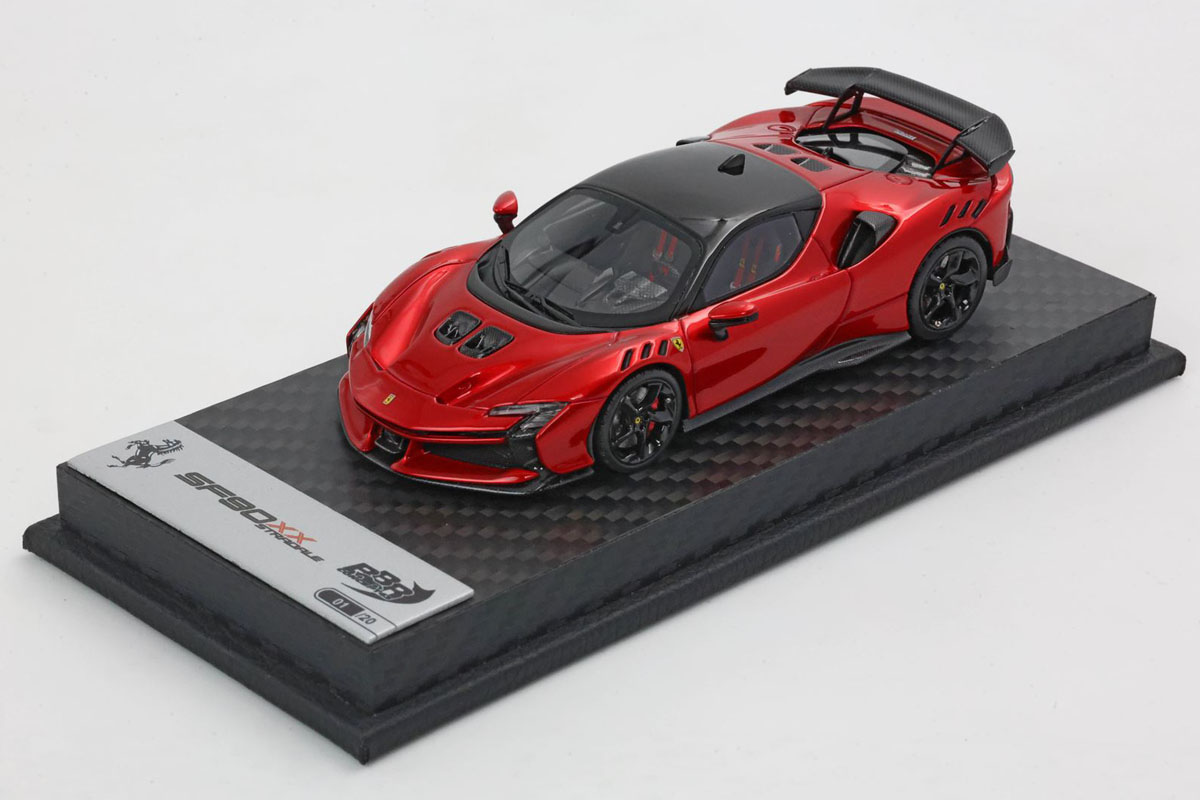 BBRC285SU27 Ferrari SF90 XX Stradale Rosso Enzo Metallic gloss / Black roof (Carbon Base) Limited 20pcs
