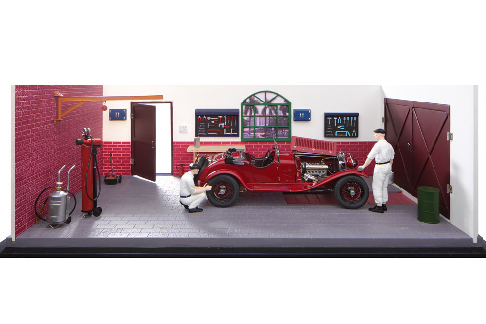 【お取り寄せ商品】 CMC A015 Classic Garage Alfa Romeo 6C 1750GS Limited Edition 200 pcs