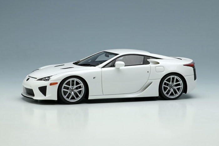 EIDOLON EM537A Lexus LFA 2010 Whitest White