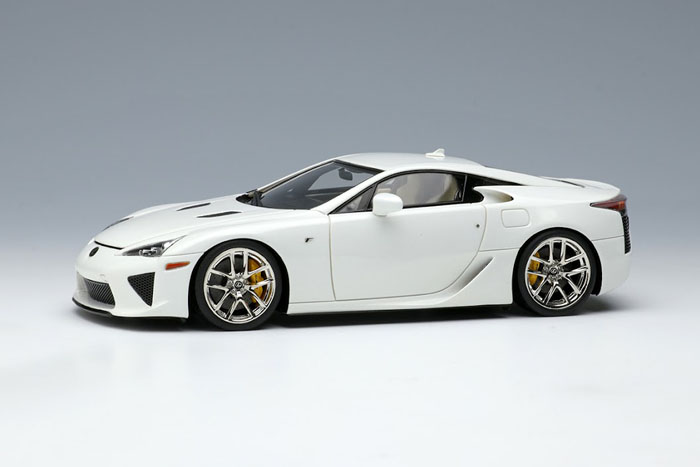 EIDOLON EM537F Lexus LFA 2010 (Left Steering) Pearl White