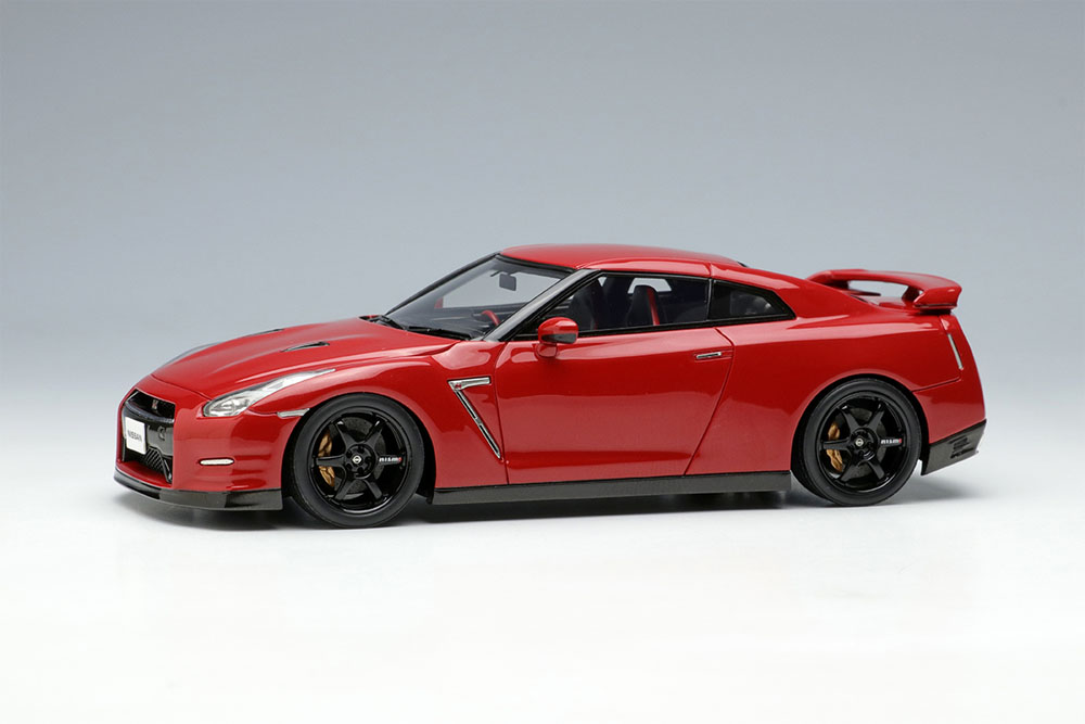【お取り寄せ商品】 EIDOLON EM683G Nissan GT-R Track edition engineered by Nismo 2015 Vibrant Red Limited 50pcs