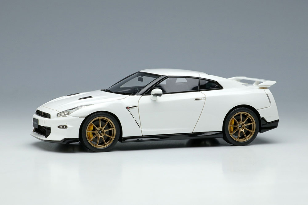 アイドロン 1/18 日産 GT-R プレミアムエディション 2024 ホワイト Make Up Co., Ltd. / NISSAN GT-R Premium edition 2024