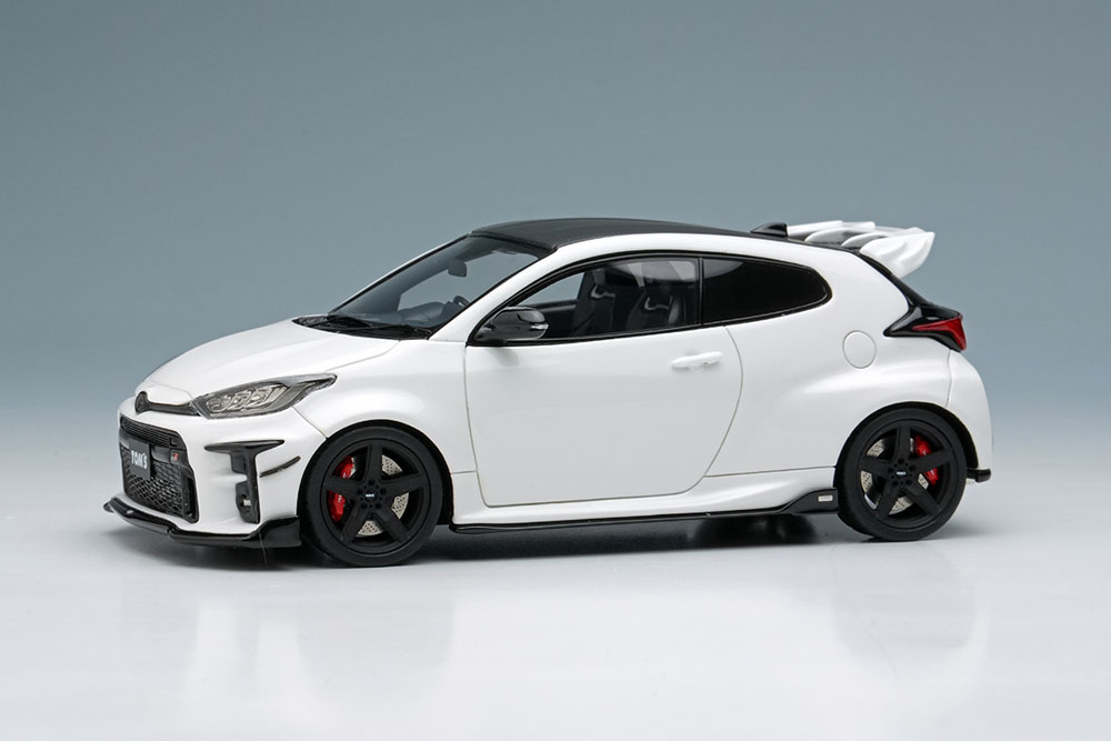 EIDOLON EM704B TOM'S GR Yaris Pratinam White Pearl Mica