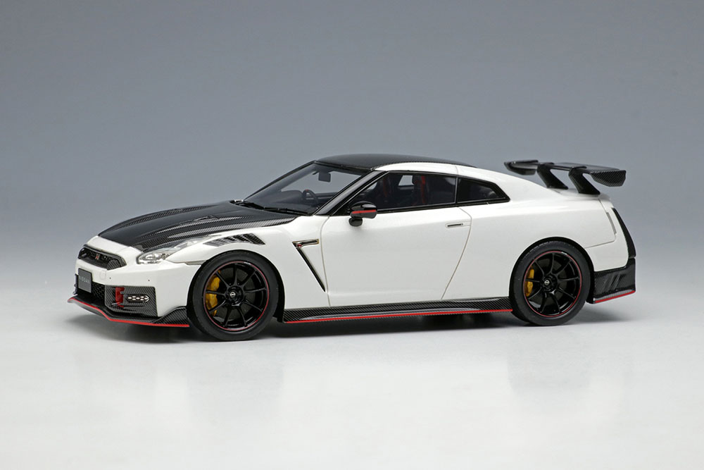 EIDOLON EM709B NISSAN GT-R NISMO Special edition 2024 Brilliant White Pearl