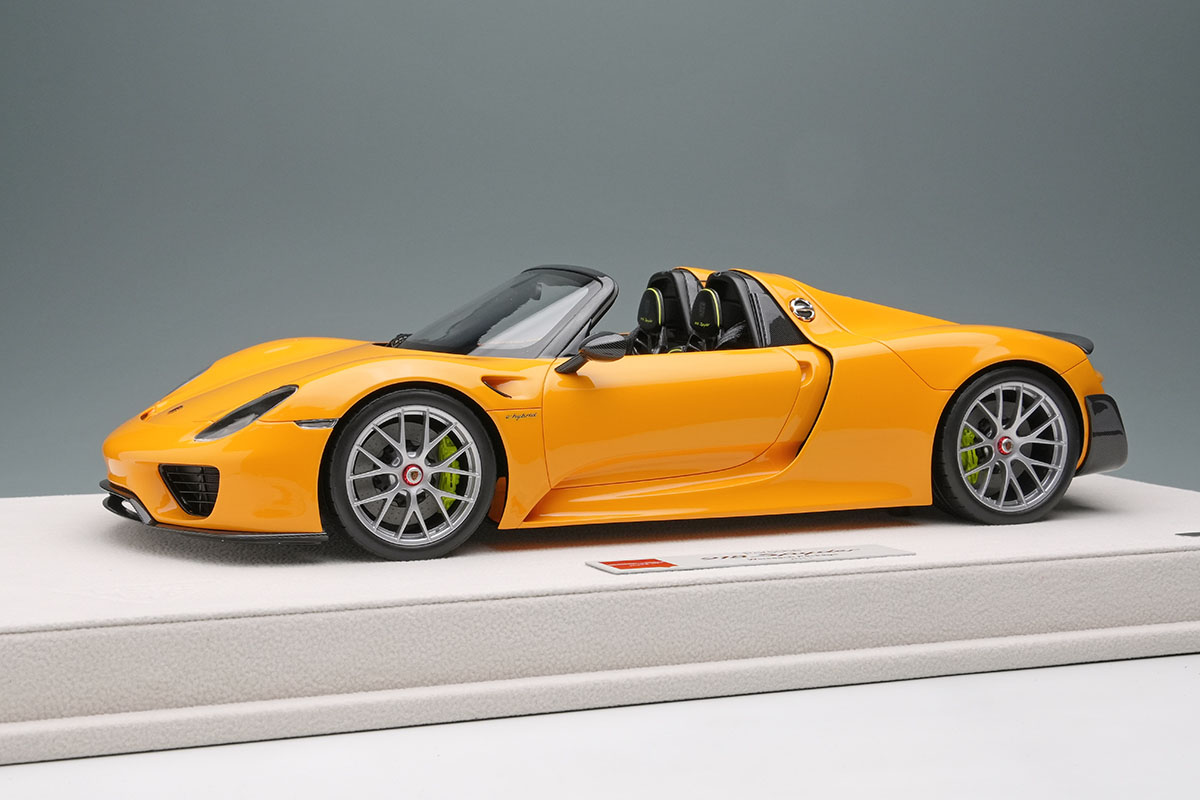 【お取り寄せ商品】 EIDOLON EML089C 1/18 Porsche 918 Spyder Weissach Package 2011 Signal Yellow Limited 80pcs