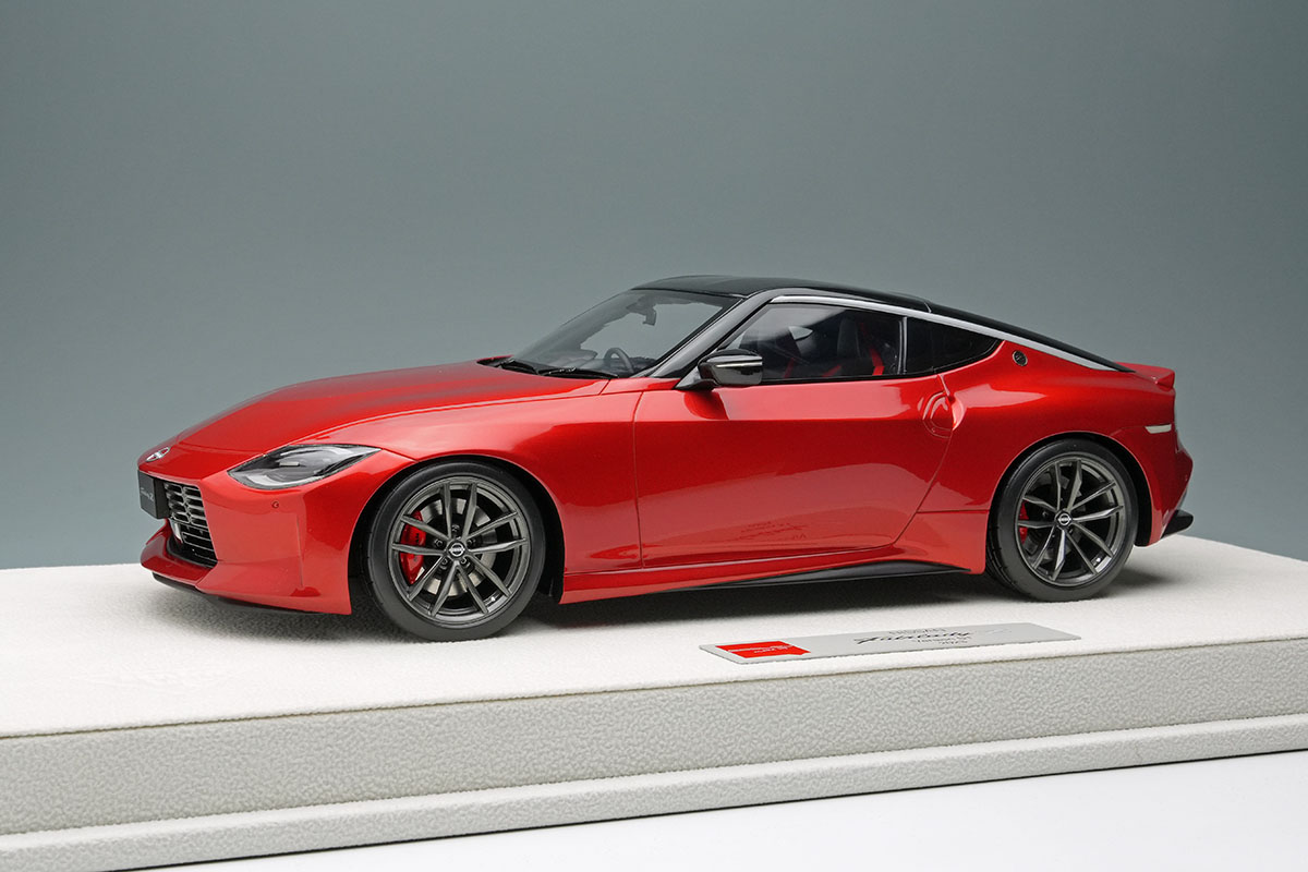 EIDOLON EML112C 1/18 Nissan Fairlady Z Version ST 2003 Carmine Red