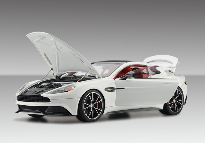 Frontiart Fa008 29 1 18 アストンマーチン Vanquish Coupe フル開閉 パールホワイト ミニカー専門店 ラクーンオート